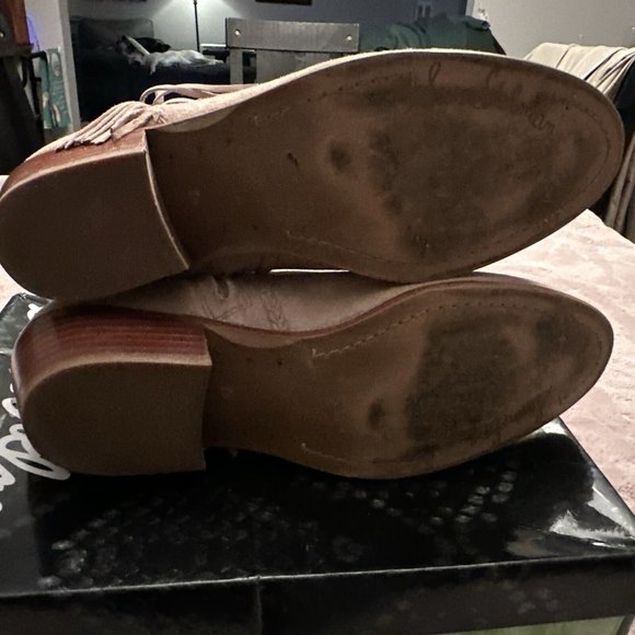 Sam Edelman Suede Fringe Booties Cream Size 9 M - Picture 7 of 7